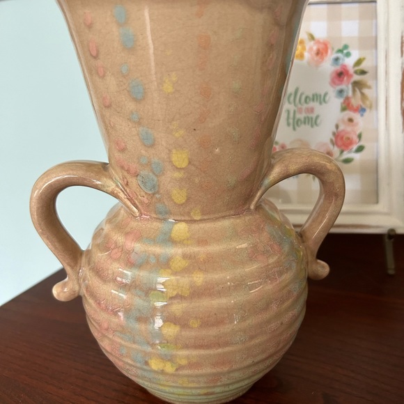 Vintage McCoy Vase - Picture 7 of 14